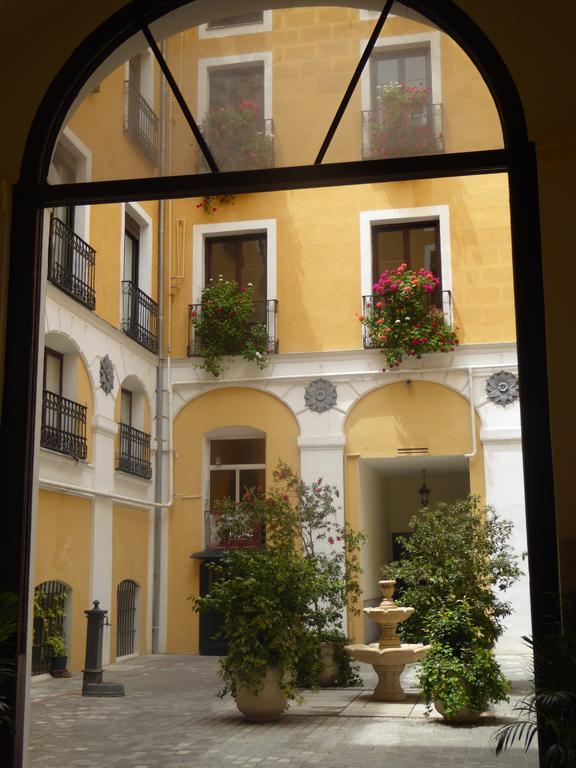 Hostal Huespedes Toledo Madrid Exterior photo
